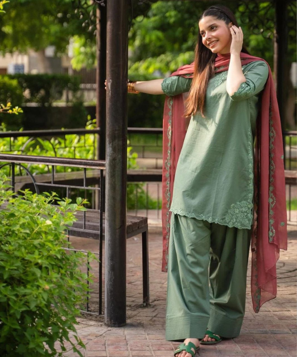 LUXURY PREMIUM EMB 3PC LAWN COLLECTION 2026