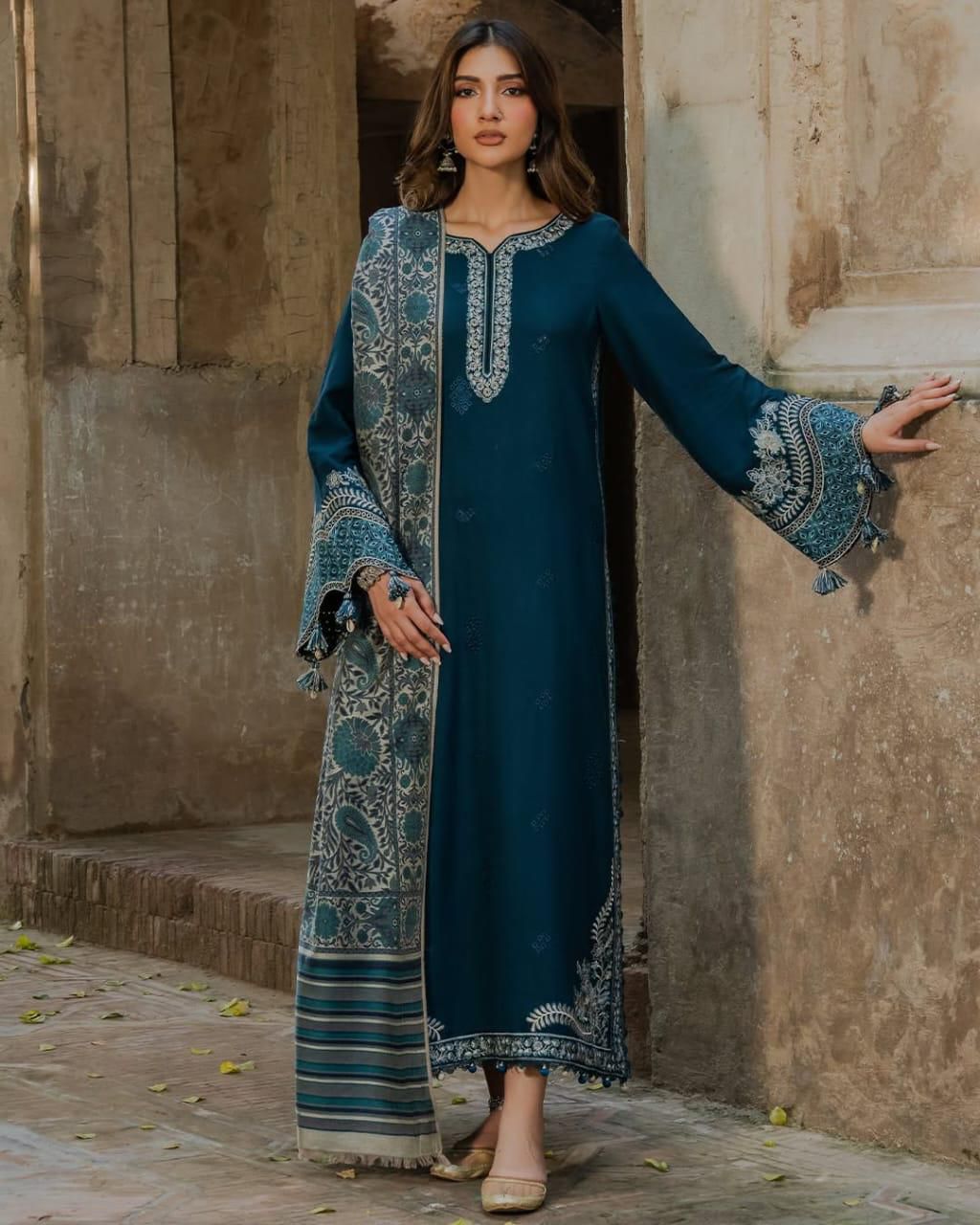 Rang -e- Noor Collections By Sapphire Studio (LAWN) 2026 Vol # 1114