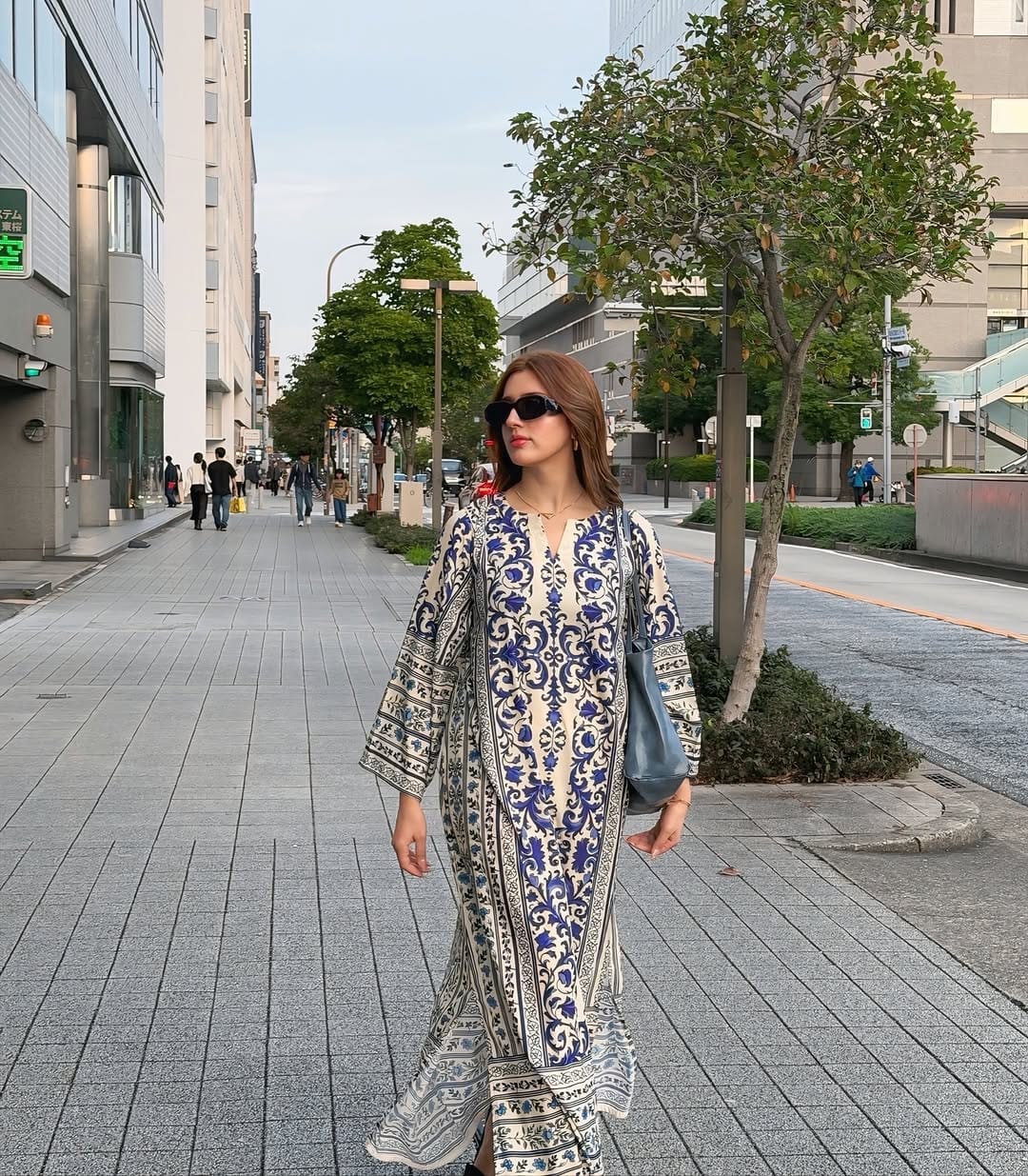 Luxury & Premium Printed Lawn Collections Vol # 3212