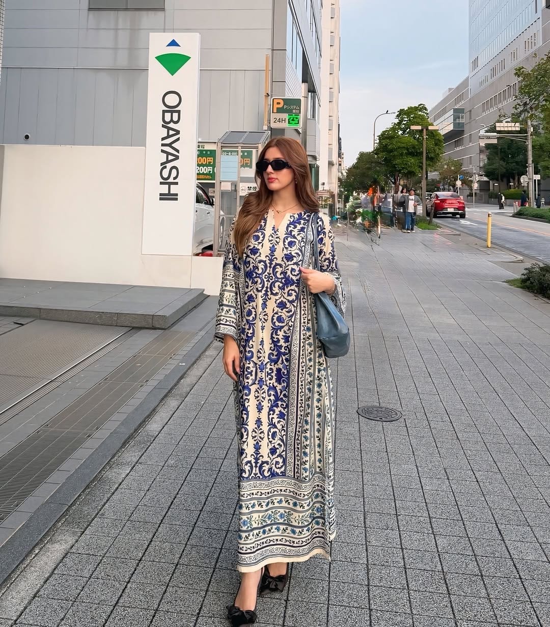 Luxury & Premium Printed Lawn Collections Vol # 3212