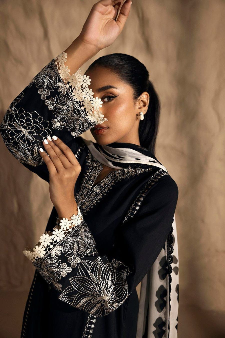 LUXURY PREMIUM EMB 3PC LAWN COLLECTION 2026